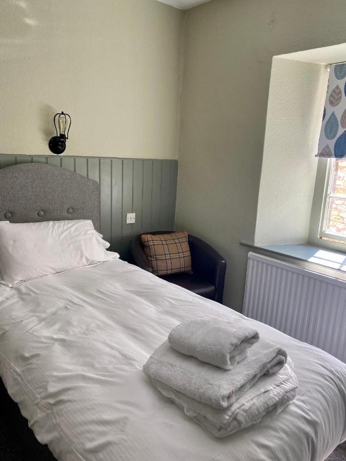 The Golden Pheasant Hotel Burford Buitenkant foto