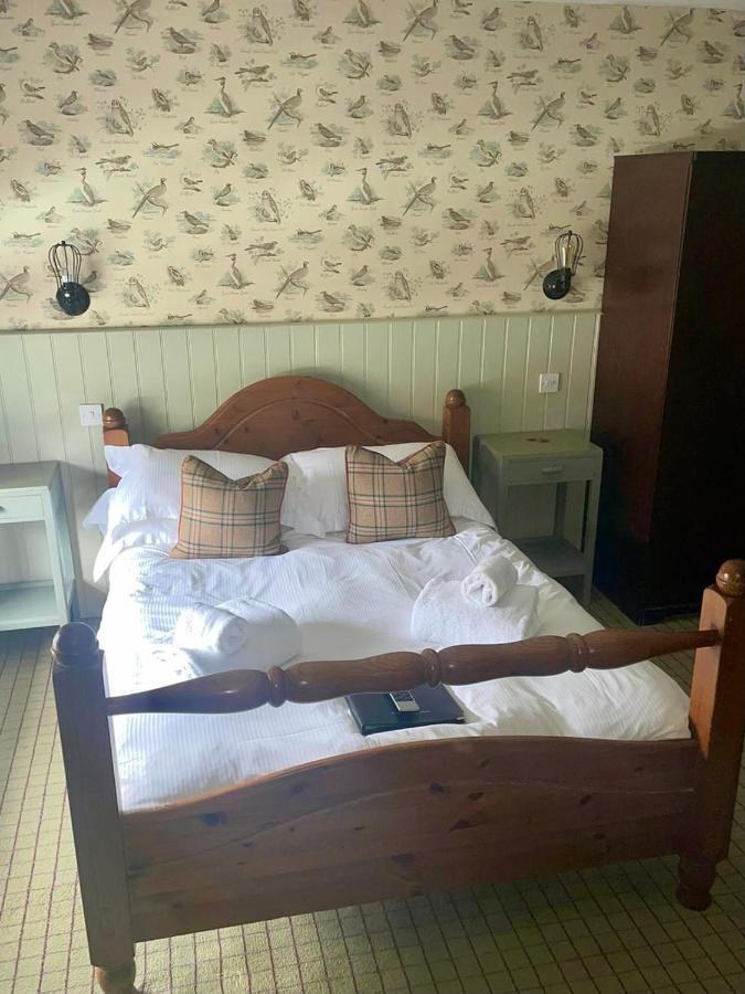 The Golden Pheasant Hotel Burford Buitenkant foto