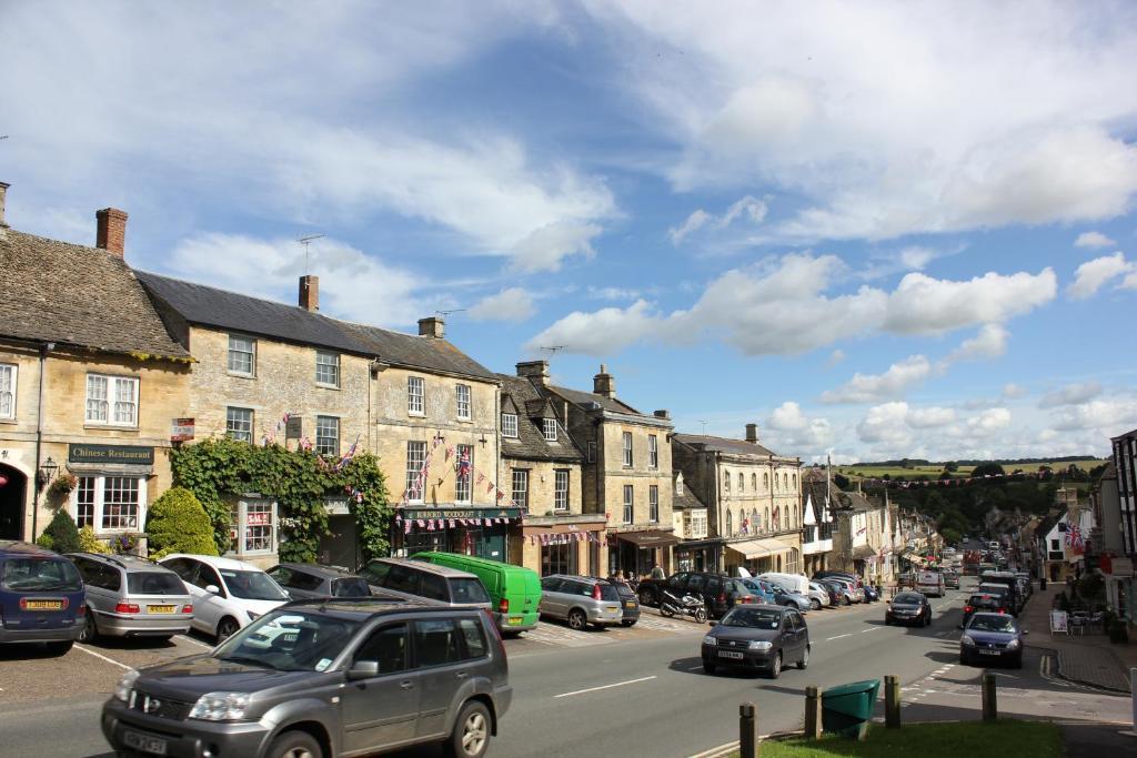 The Golden Pheasant Hotel Burford Buitenkant foto