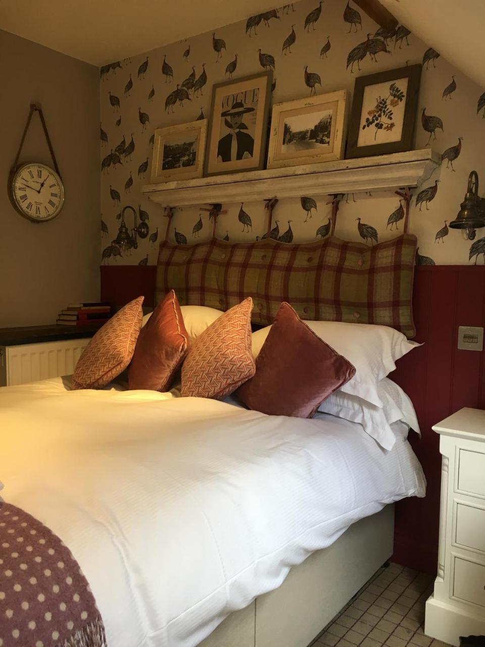 The Golden Pheasant Hotel Burford Buitenkant foto