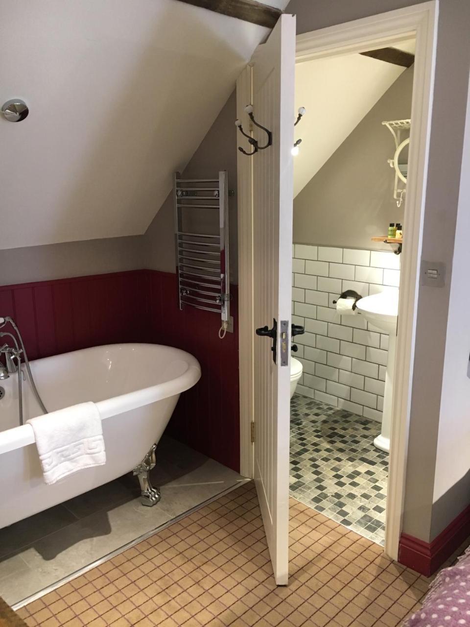 The Golden Pheasant Hotel Burford Buitenkant foto